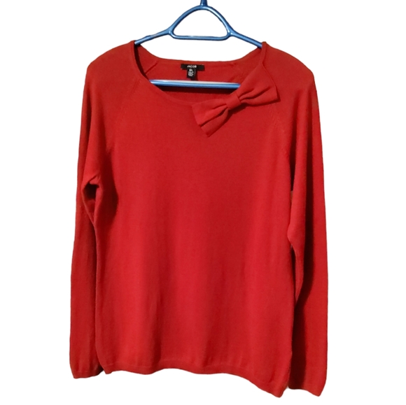 Jacob Red Bow Sweater - Picture 1 of 5
